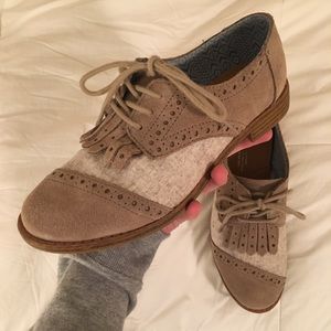 TOMS Oxfords